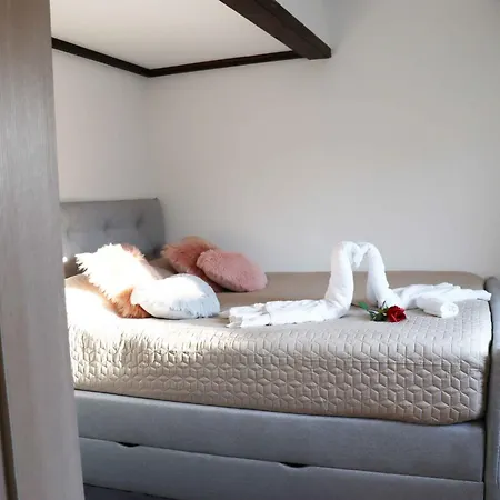 Holzhaus Am Listersee * Windebruch