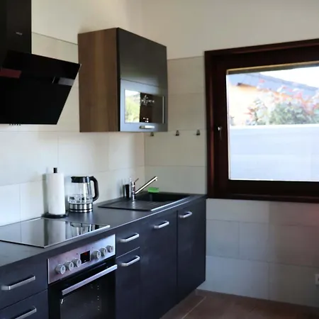 Holzhaus Am Listersee *