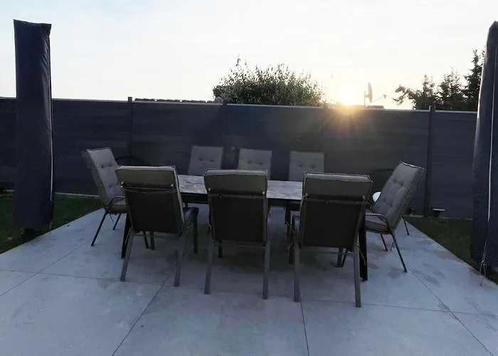 Holzhaus Am Listersee Casa de Férias